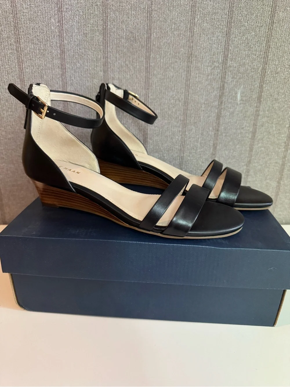 Size 7 Cole Haan Abriella Leather Wedge Sandals, W19578 Black